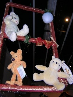 ours exposés à St quentin pour Noel 2004